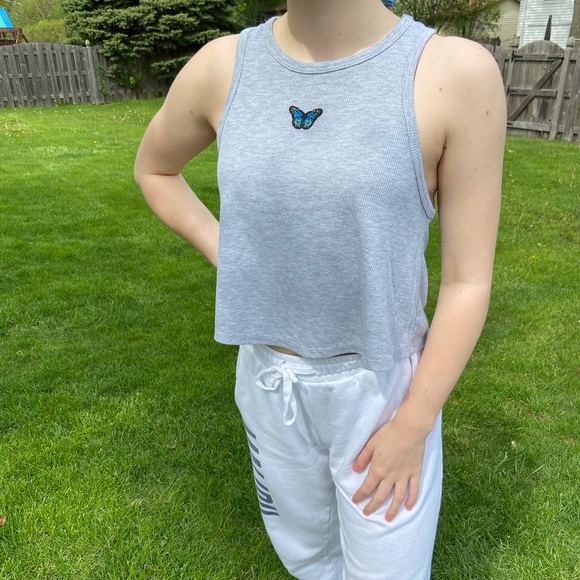 Butterfly top🦋 - Picture 2 of 3